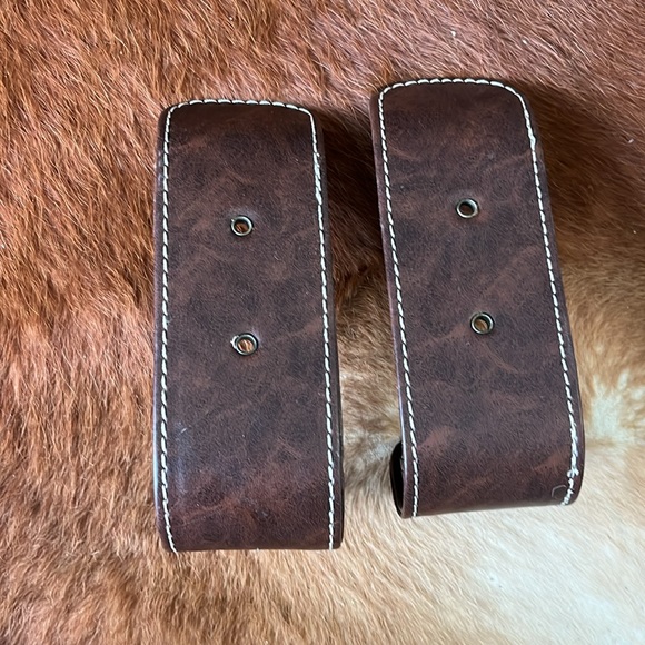 two wall mounting coat or purse hooks - Picture 3 of 5